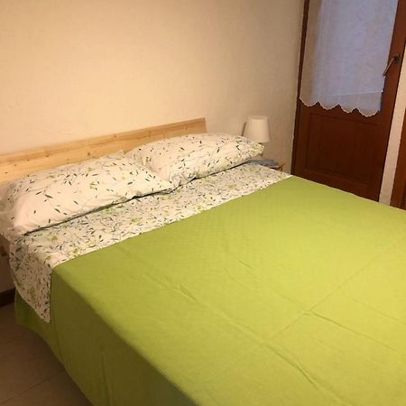 La Casa Di Rox Ad Aosta - Small Holiday Apartment In Central Aosta - Alloggio Ad Uso Turistico - Vda - Aosta - N 0304 Extérieur photo