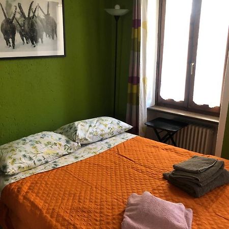 La Casa Di Rox Ad Aosta - Small Holiday Apartment In Central Aosta - Alloggio Ad Uso Turistico - Vda - Aosta - N 0304 Extérieur photo
