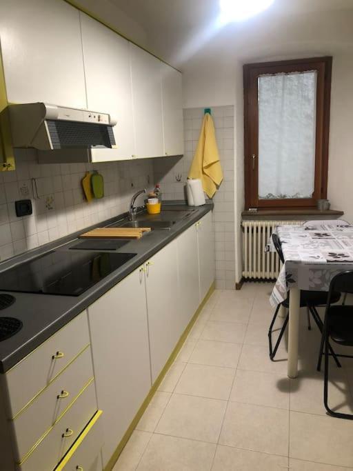La Casa Di Rox Ad Aosta - Small Holiday Apartment In Central Aosta - Alloggio Ad Uso Turistico - Vda - Aosta - N 0304 Extérieur photo